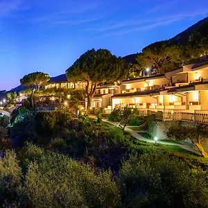 Baia Imperiale Hotel Spiaggia di Cavoli